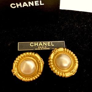 Chanel Gold Metal & Pearl CC Logo Earrings (New w/ Original 1980s Price Tag)